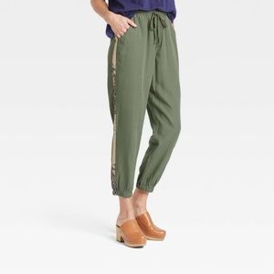 Knox Rose Joggers Green Side Stripe XS NWT